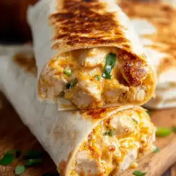 Cheesy Garlic Chicken Wraps