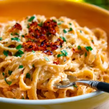 Viral Caramelized Onion & Chili Crunch Pasta