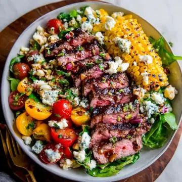 Balsamic Steak Gorgonzola Salad with Grilled Corn