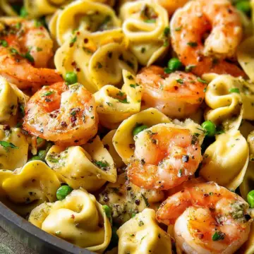 Shrimp Tortellini with Garlic Sauce