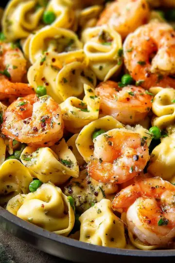 Shrimp Tortellini with Garlic Sauce