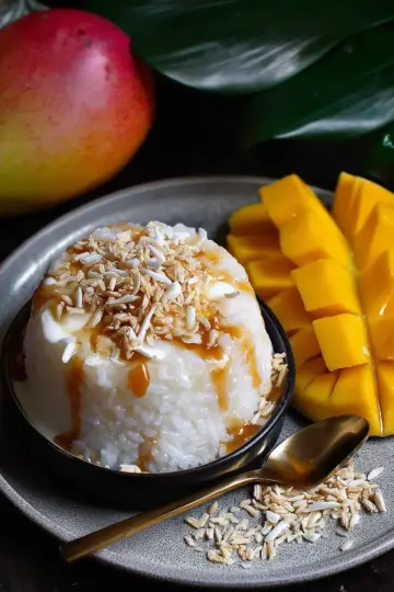 Mango sticky rice