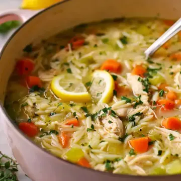 Hearty Lemon Chicken Orzo Soup